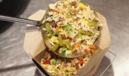 南京炒饭爆料视频播放,揭秘网红美食背后的制作过程